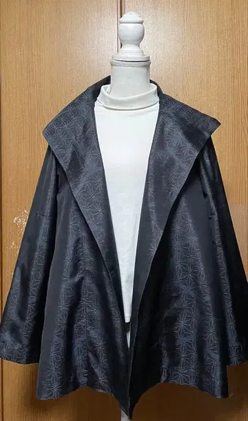 기모노 리메이크 아사노하 패턴 오시마 후드 부착 자켓 L~LL 사이즈