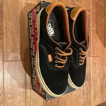 Vans 블랙 스웨이드 스니커즈