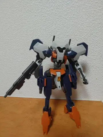 1/144 HG 유고 완성품 상품 동시 300엔 할인