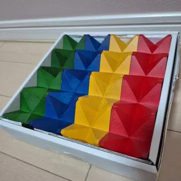 Naef-Spiel 피라미드형 블록