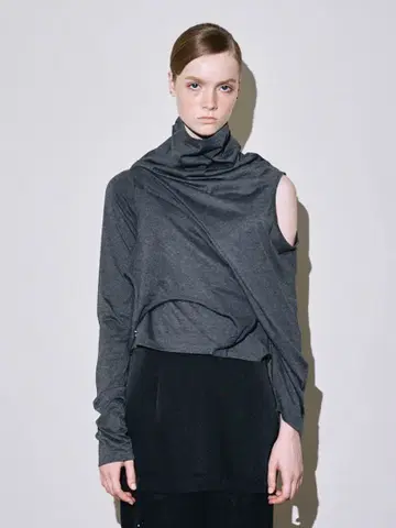 [거의 미사용] HEELAL 다크 그레이 2way 컷 탑