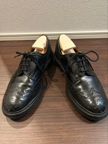 Tricker's Bourton 트리커스 버튼