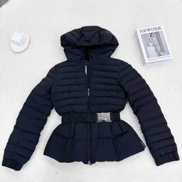 MONCLER 블랙 다운 자켓 80 사이즈a
