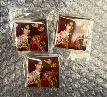 M!LK 스퀘어 캔 배지 소노 슌타