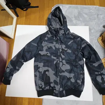 VOLCOM 카모 패턴 마운틴 후드티 us/EU-m japan L