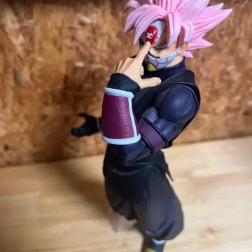 드래곤볼 빨간 가면의 사이어인