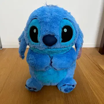 스티치 봉제 인형