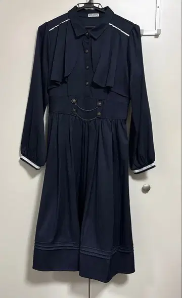 [1/3까지 판매] axes 군복풍 원피스