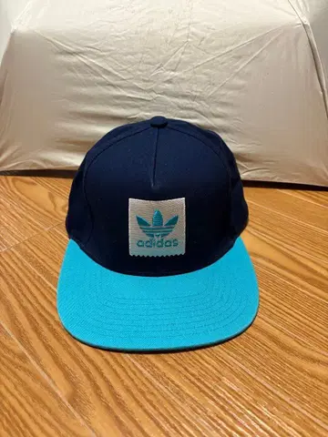 adidas originals 네이비 스카이블루 캡