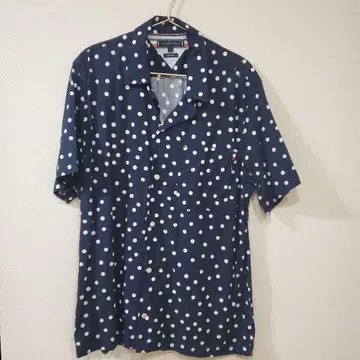 TOMMY HILFIGER 네이비 도트 무늬 반팔 셔츠 L