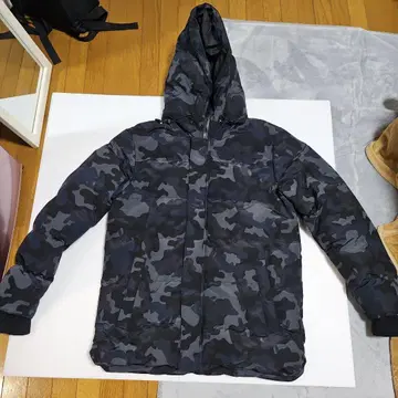 카모 패턴 네이비 카모플라주 후드 부착 다운 자켓 XXL