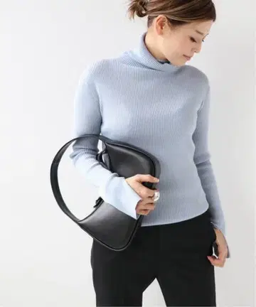 두지엠 클라세 TEX 리브 터틀넥 풀오버