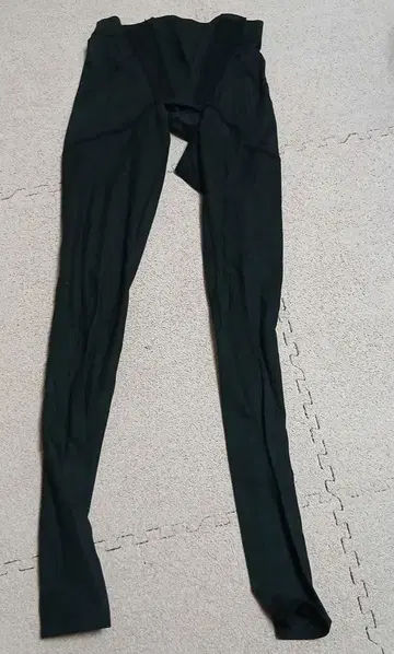 Amulet 블랙 스패츠