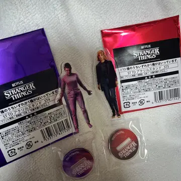 기묘한 이야기 아크릴 스탠드 로빈 엘르 일레븐