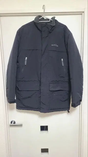 Eddie Bauer 블랙 다운 자켓 M