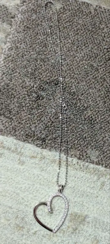 하트 모양 크리스탈 목걸이