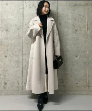 미라 오웬 울 리버 로브 코트 Mila owen 사이즈 1