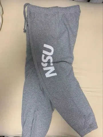 새상품 NSSU 스웨트 팬츠 칼리지 로고