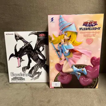 유희왕 블랙매지션걸 레드아이즈 블랙드래곤 피규어