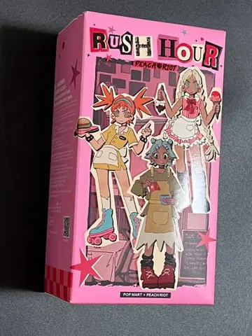 러쉬 아워 피규어 팝 마트 x 피치 라이엇