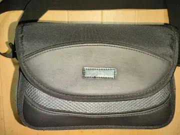 벤츠 블랙 숄더백 메쉬 패널