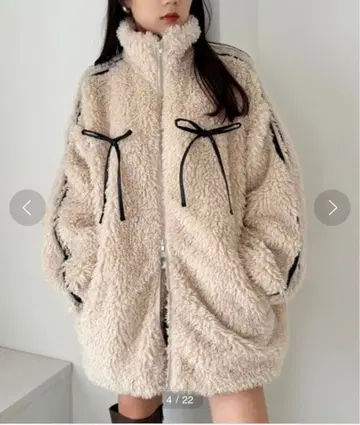 NICE CLAUP 사이드 라인 리본 보아 블루종 베이지