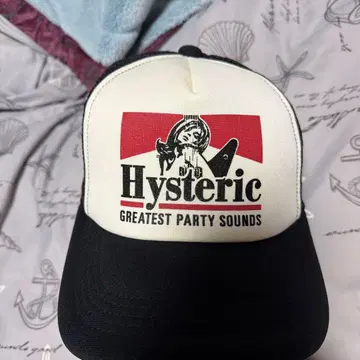 Hysteric 트래커 캡 화이트/블랙