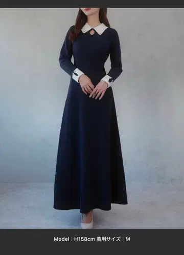 JUNOAH 바이컬러 세미 플레어 니트 원피스