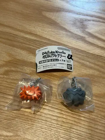 콘도 다이스케 메지루시 액세서리 2세트