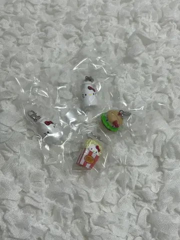 헬로키티 아메리칸 디자인 4개 세트