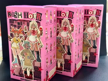 POP MART Peach Riot Rush Hour 피규어