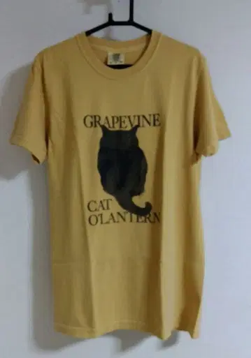 고양이 등롱 T셔츠 GRAPEVINE