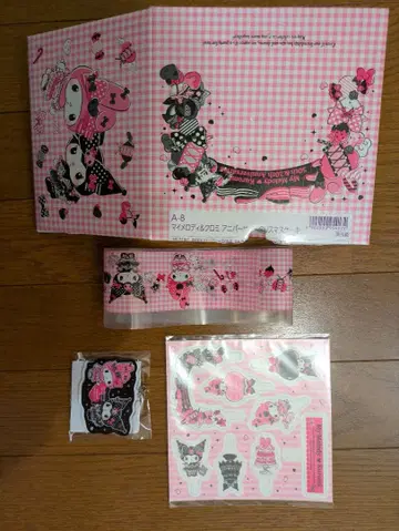 마이멜로디 쿠로미 세븐일레븐 크리스마스 케이크 아크릴 참 피크