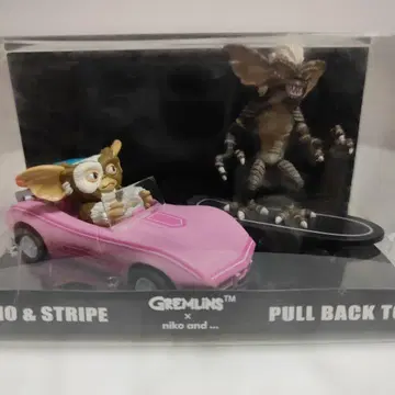 그렘린 x 니코앤드 Gizmo & Stripe 풀백 토이
