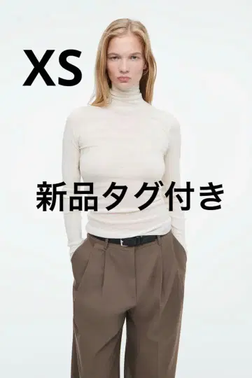 택 포함 새상품 COS 슬림핏 메리노울 터틀넥 화이트