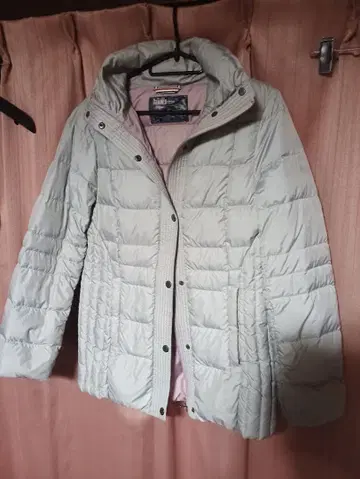 Daunen 다우넨 라이트 다운 느낌의 경량 다운 자켓 코트