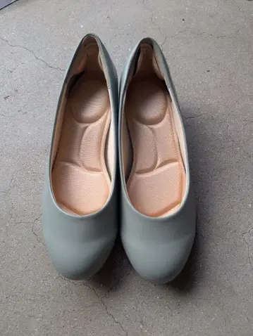 민트 그레이 펌프스 26.5 3E 발볼 넓음