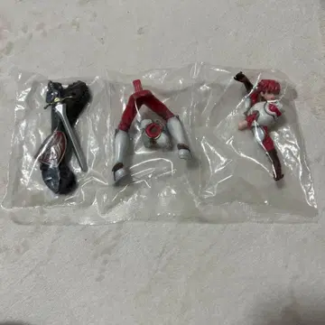 아돌 크리스틴 갑옷 은색 이스 피규어 컬렉션