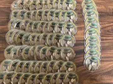 매쉬루 핀 크림색 연구 캔뱃지 80개