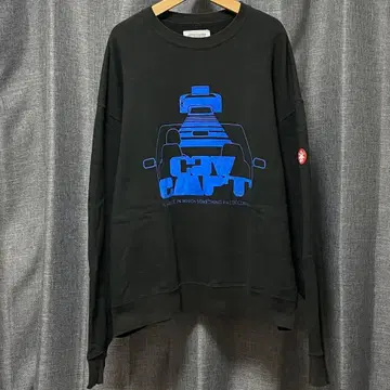 블랙 트레이닝복 파란색 그래픽