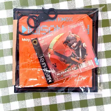 니지산지 EN 알반 중국 콜라보 카페 아크릴 키링