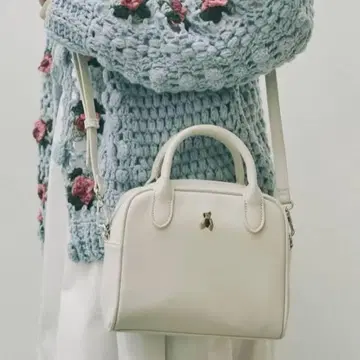 merry jenny bear 자수 숄더백