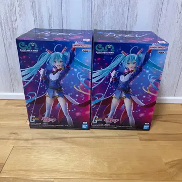 하츠네 미쿠 건담 콜라보 피규어 2체 세트