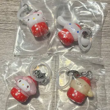 산리오 딸기 메지루시 액세서리 키티 시나몬 푸딩 멜로디