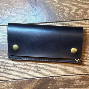 1점뿐인 차심 핸드메이드 트래커 지갑