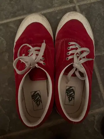 VANS 레드 스니커즈