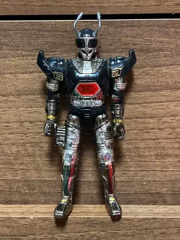 중갑 비 파이터 메탈릭 히어로 시리즈 피규어 블랙 비트