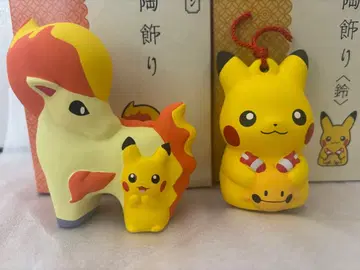 [ 2개 세트 ] 도자기 장식 피카츄와 포니타 & <방울> 피카츄와 리샨