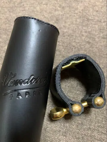 [ Vandoren ] 역방향 천연 가죽 리가처 A.Sax용 M0072