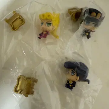 익명 배송 히가시카타 죠스케 쿠죠 죠타로 죠르노 죠바나 죠죠 월드 가챠